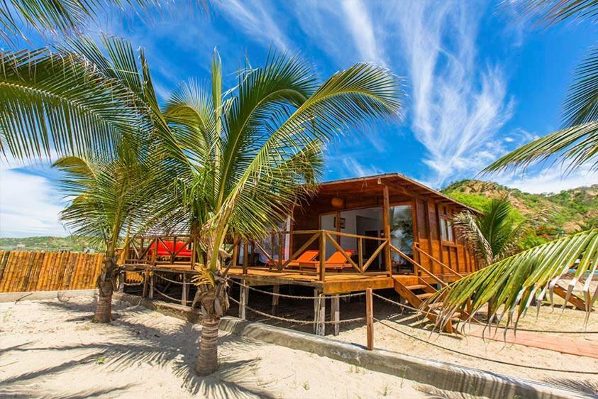 Hotel Punta Camaron Bungalows & Suites Zorritos Dış mekan fotoğraf