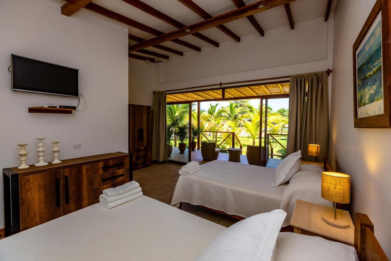 Hotel Punta Camaron Bungalows & Suites Zorritos Dış mekan fotoğraf